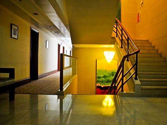 Shamian Hotel