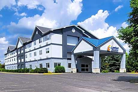 Comfort Inn & Suites Liverpool-Clay