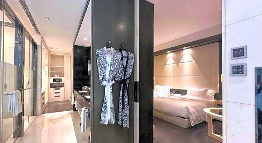 Banyan Tree Tianjin Riverside