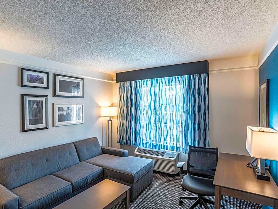 La Quinta Inn & Suites by Wyndham Phoenix Chandler