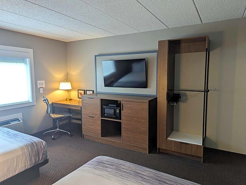 AmericInn by Wyndham St. Peter