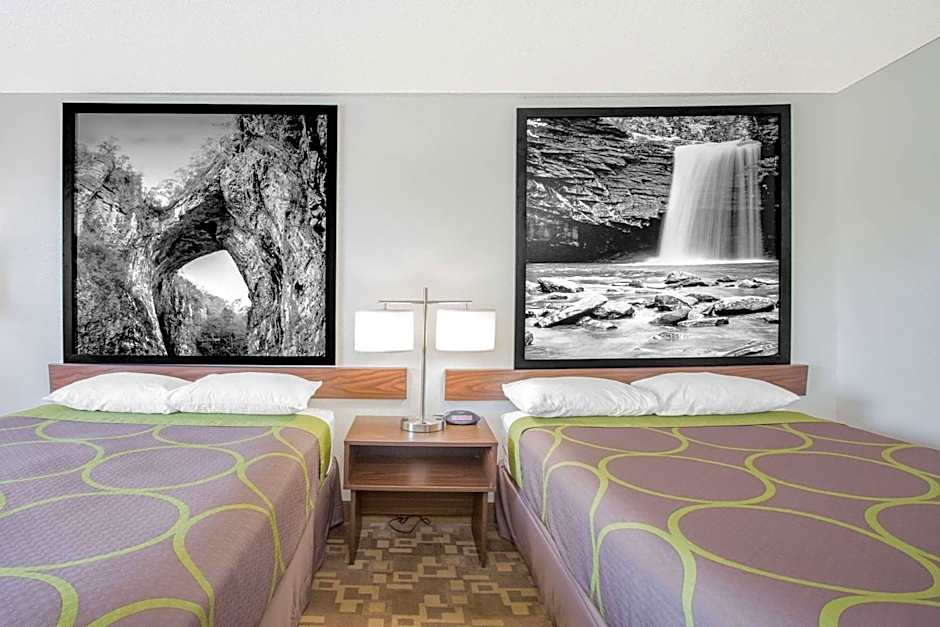 Super 8 by Wyndham Appomattox VA