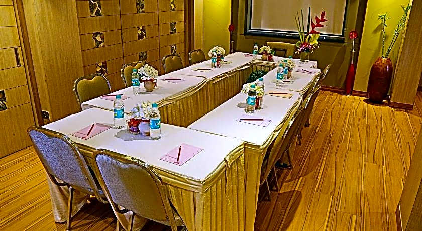 The Oriental Residency Hotel