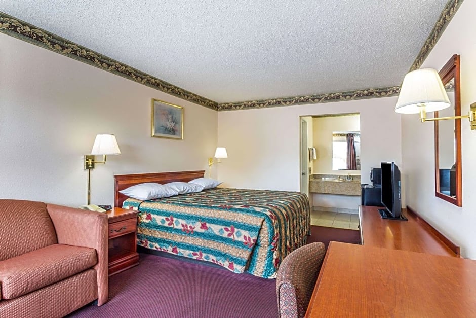 Days Inn by Wyndham Ashland