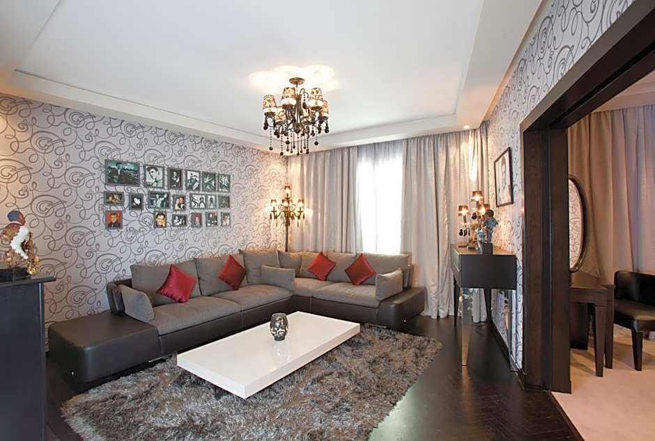 Art Palace Suites & Spa