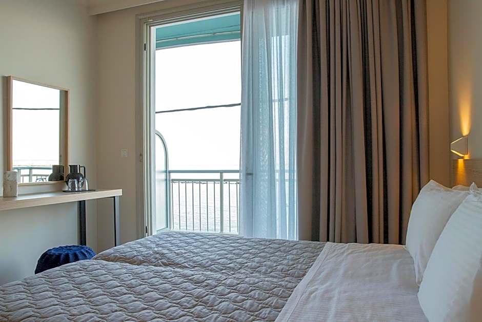 Zefyros Sea View Hotel