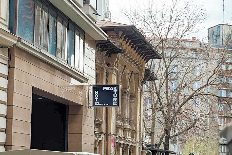 PeakTure Hotel Bucharest