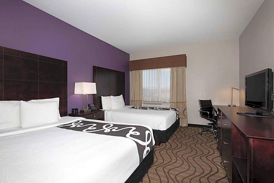 Baymont by Wyndham Henderson-Northeast Denver