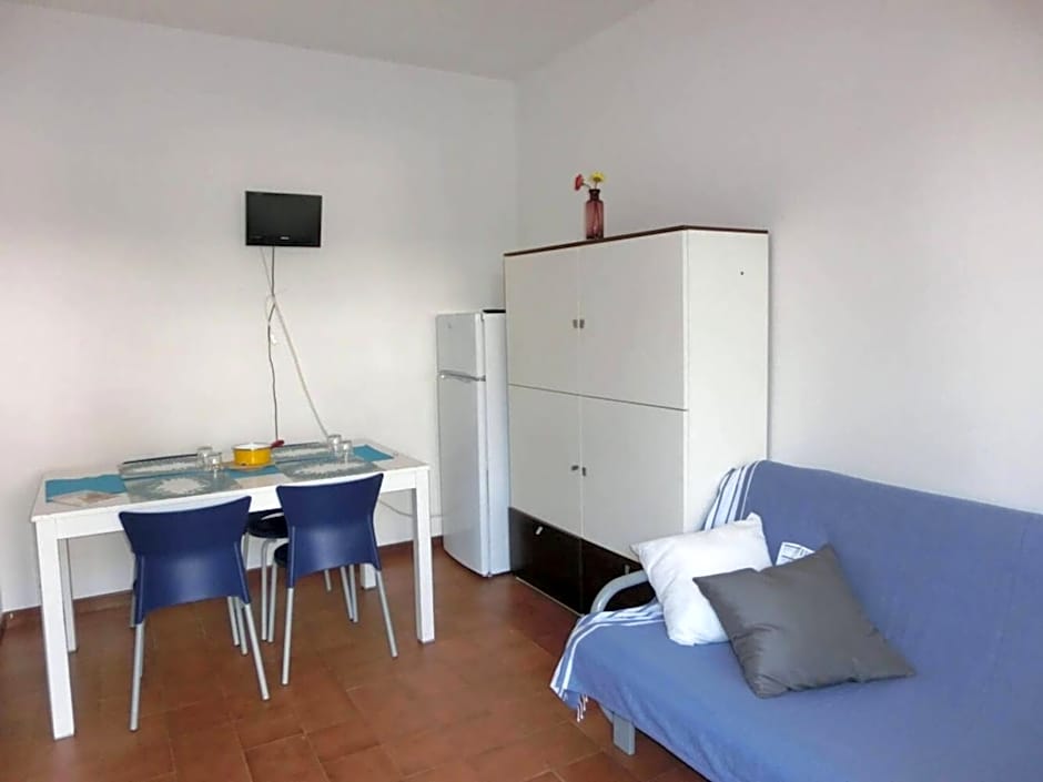 Cozy flat with pools in a holiday village