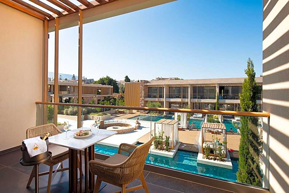 Royal Pearl Island Chios Hotel and Spa