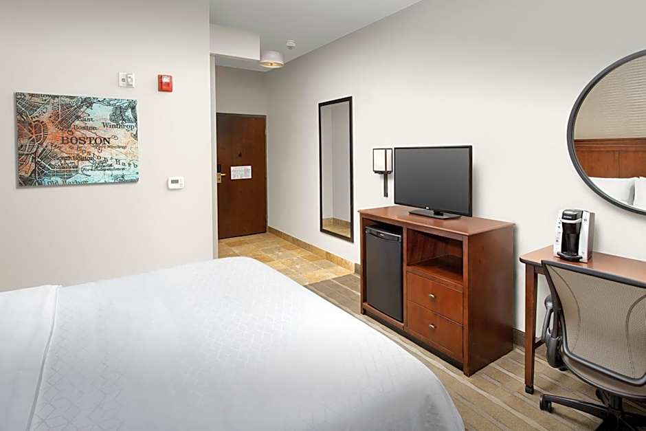 Holiday Inn Express Boston North-Woburn By IHG