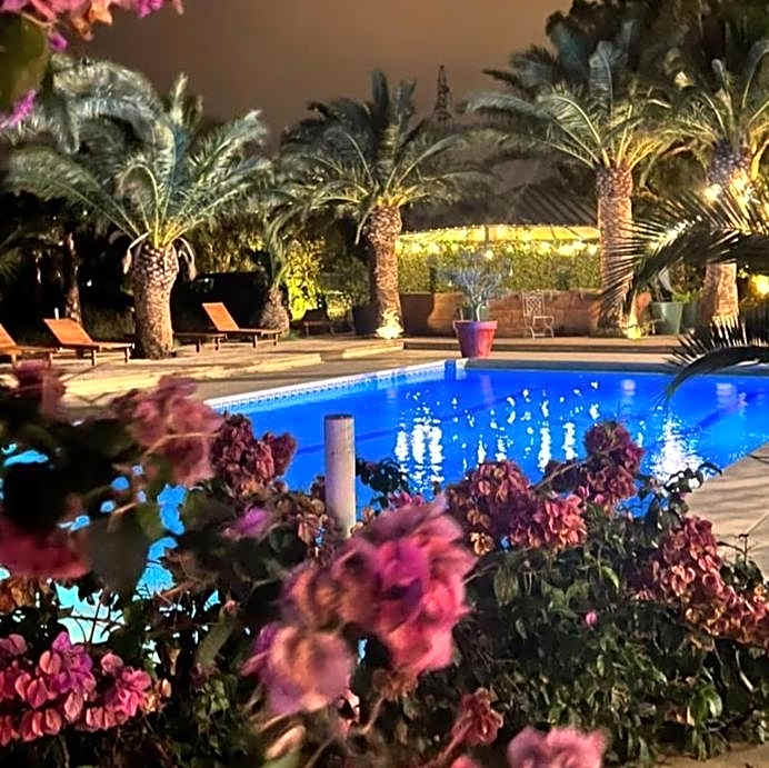 Tropic Hotel