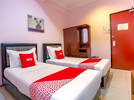 OYO 89782 Ranau City Inn