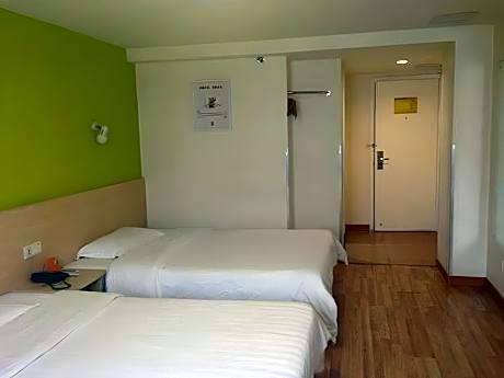 7 Days - Zizhu Twin Room