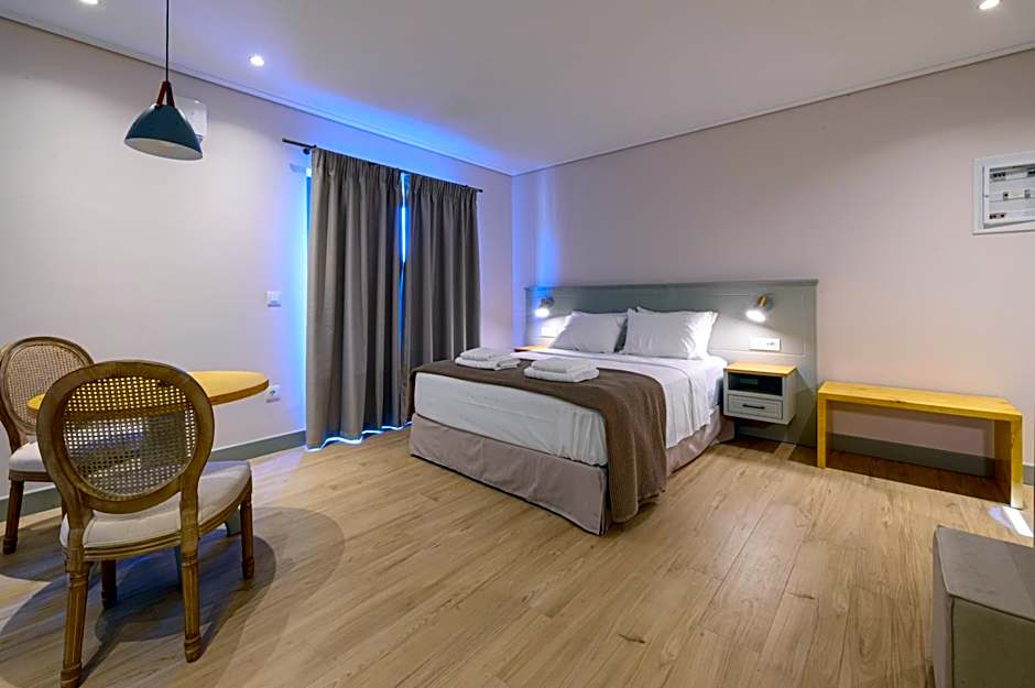 Kannas Mani Luxury Suites -Adults Friendly 14 Plus