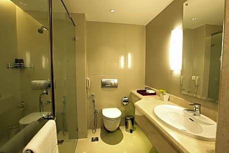 Monsoon Premium (King Bed)