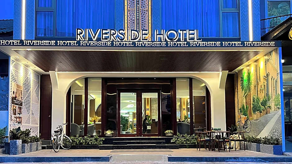 Riverside Hotel