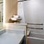 Fairfield Inn & Suites by Marriott Akron Stow