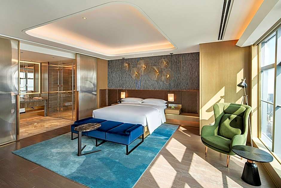 Renaissance Shenzhen Bay Hotel