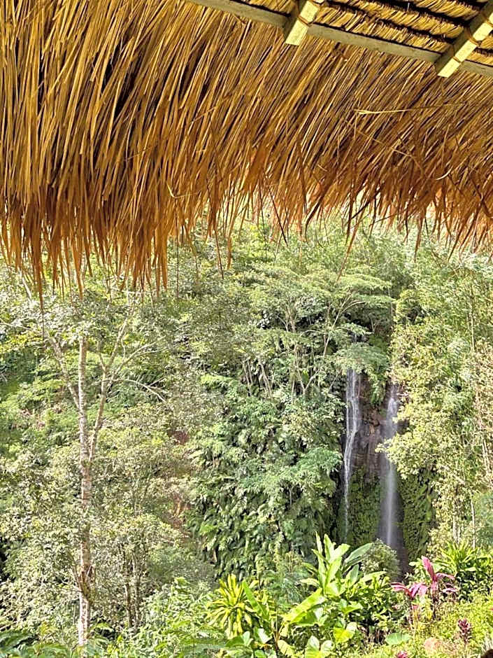 Munduk Tutub waterfall view