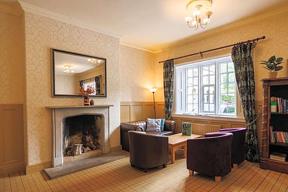 YHA Ilam Hall