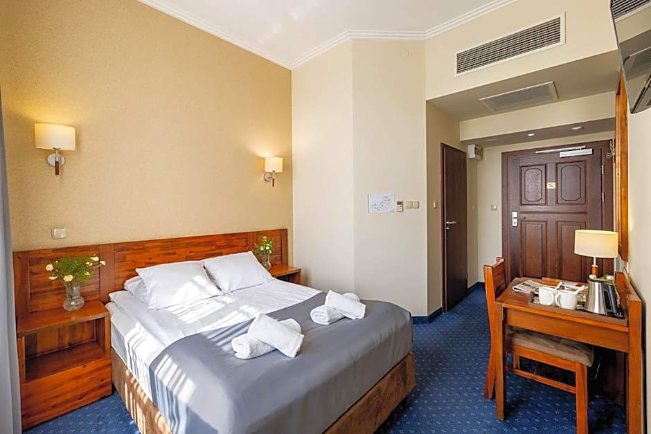 Hotel Piast Wrocaw Centrum