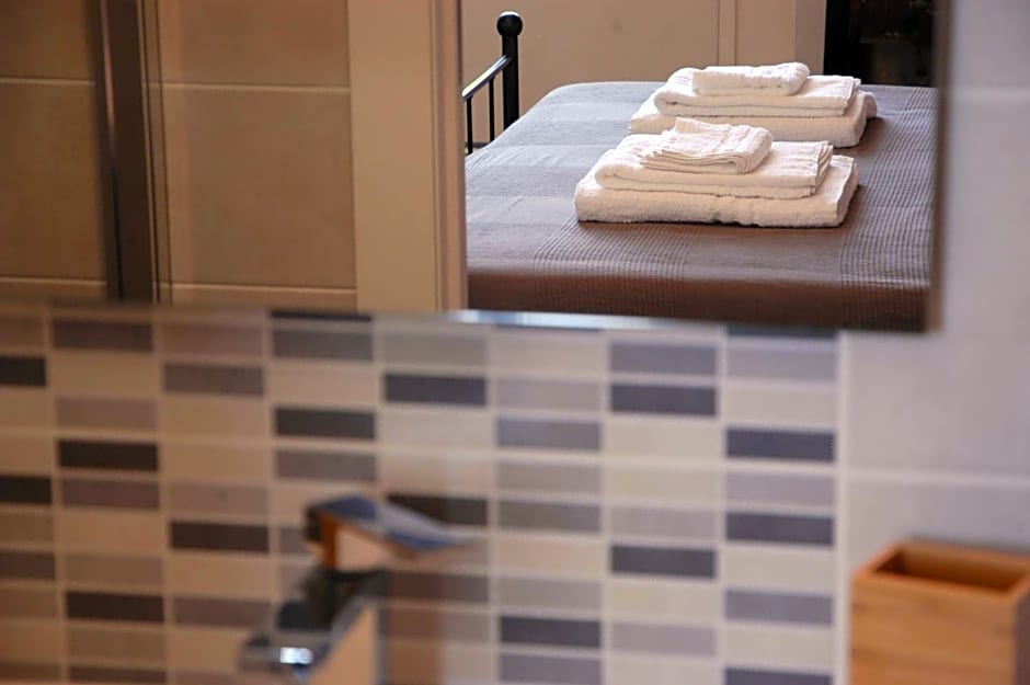 Castello D'Alcontres Guest House 3 stelle