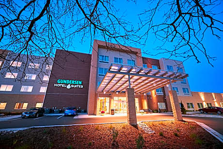 Gundersen Hotel & Suites