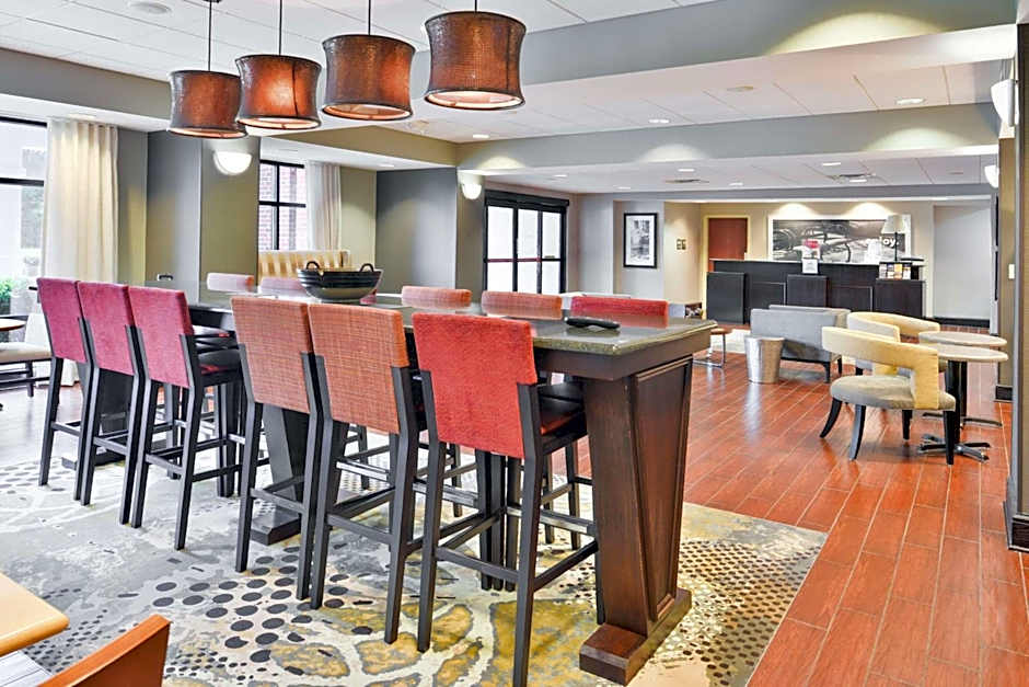 Hampton Inn By Hilton Gonzales