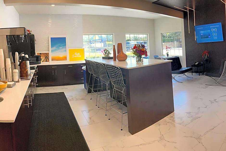 Days Inn by Wyndham Arlington