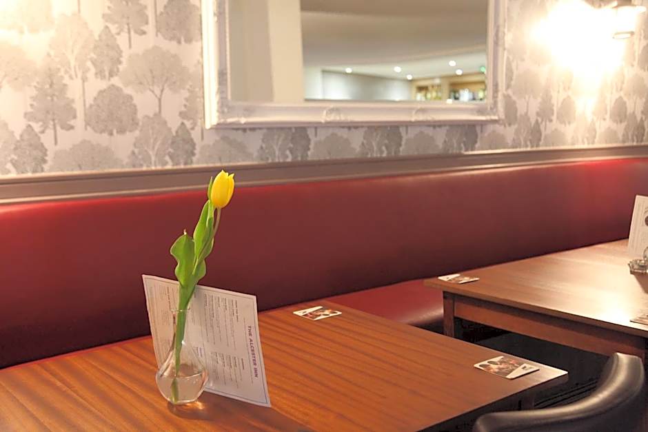 Alcester Inn