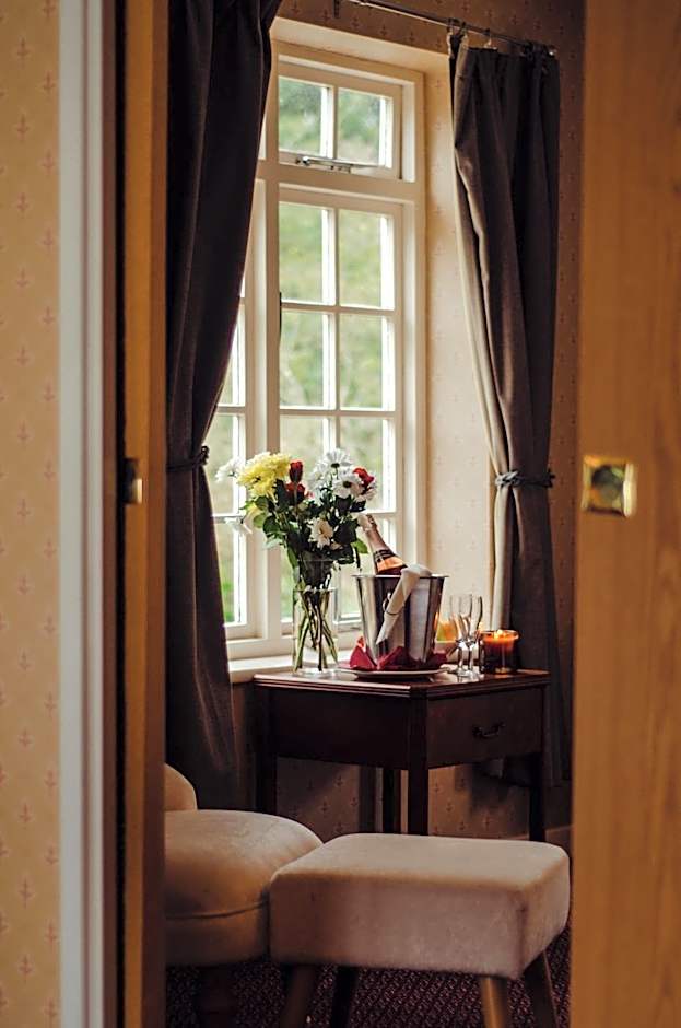 Howfield Manor Hotel