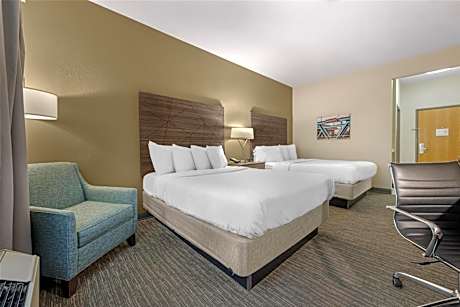 2 Queen Beds  Non-Smoking Refrigerator Full Breakfast