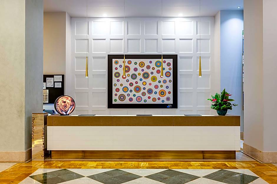 Arum Barut Collection