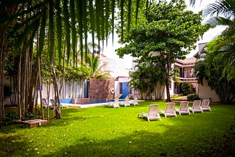 Nina Hotel