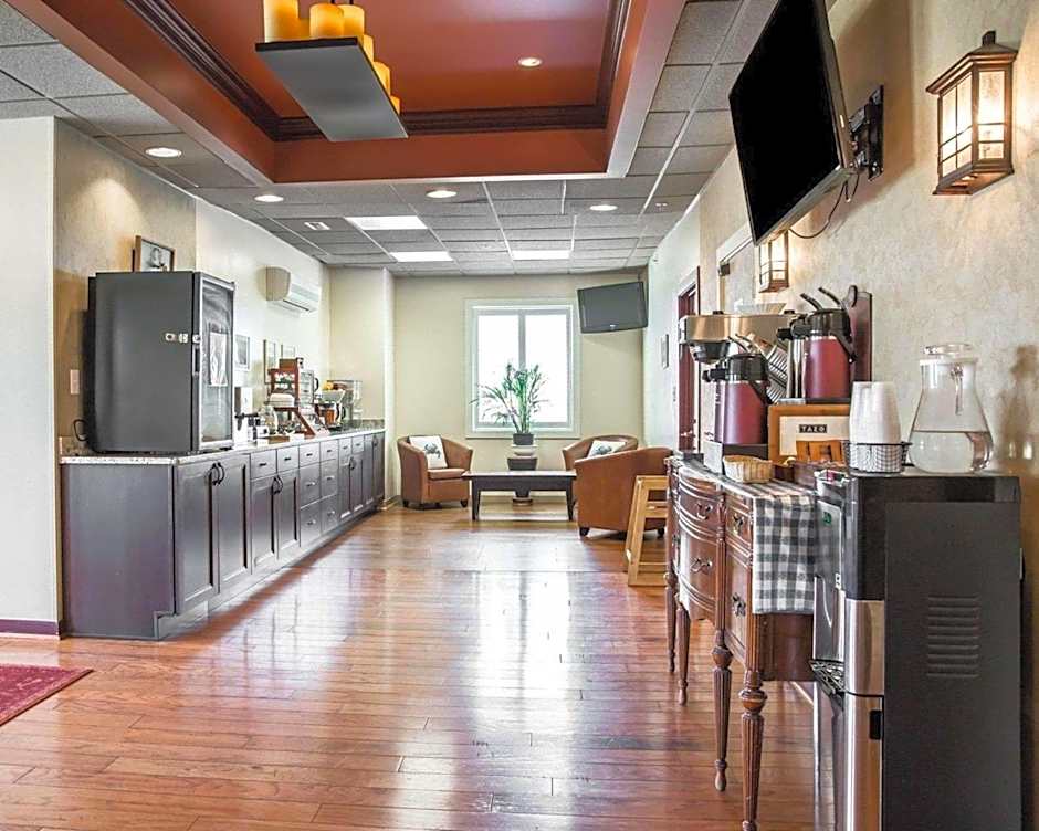 Island Inn & Suites, Ascend Hotel Collection
