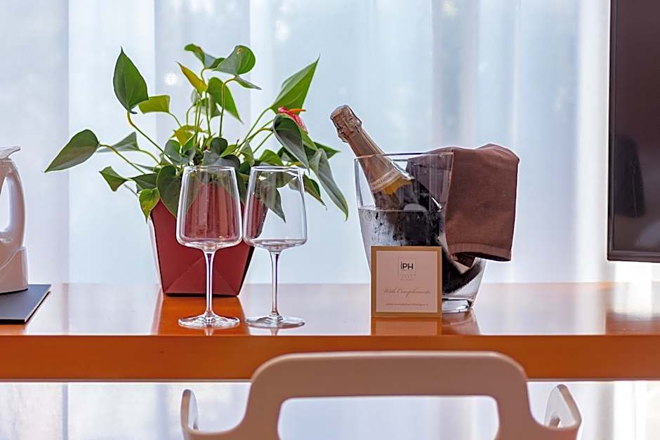 NEW IPOINT HOTEL