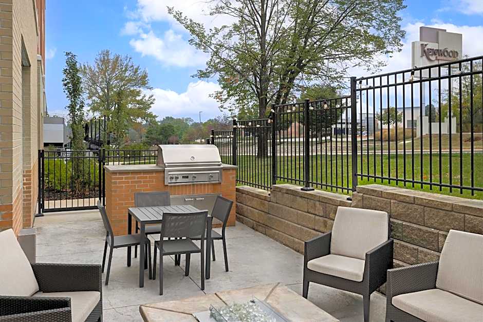 Residence Inn by Marriott Kenwood