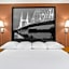 Super 8 by Wyndham Charleston/Sikeston East MO