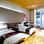 Midori Clark Hotel And Casino