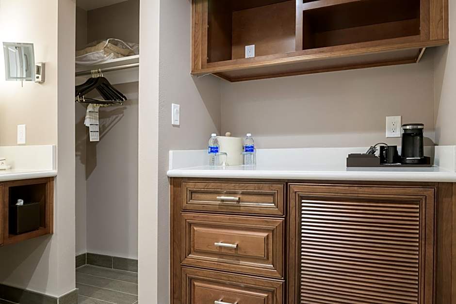 Woodcrest Hotel Cupertino