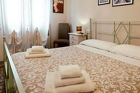 Large Double Room