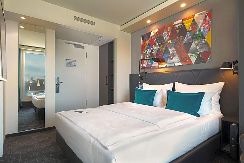 Motel One Frankfurt-Römer