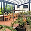 Meadowbrook Hotel