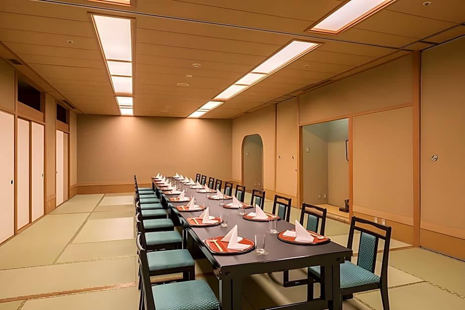 Grand Hotel New Oji