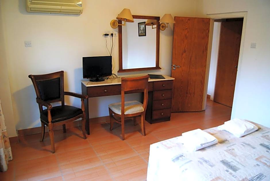 M. Moniatis Hotel