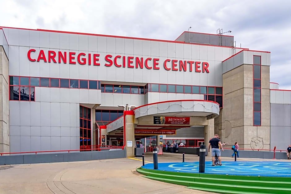 Staybridge Suites Pittsburgh Airport by IHG
