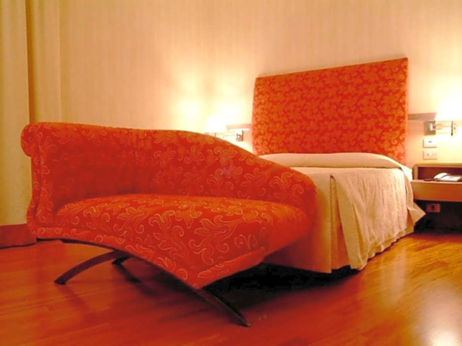Poli Hotel