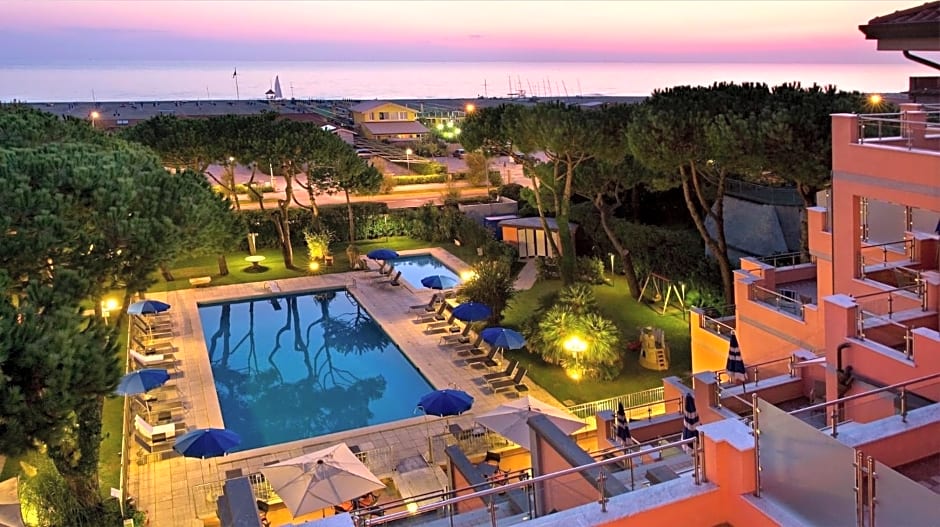 Versilia Palace Hotel