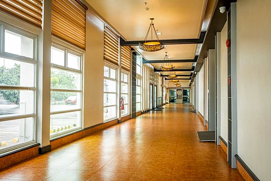 La Piazza Hotel and Convention Center Inc.